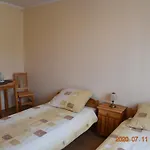Apartment Przy Basenie Blisko Morza Brown Puck