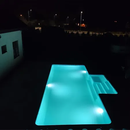 Przy Basenie Blisko Morza Brown Appartement Puck