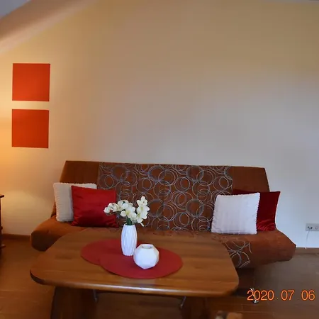 Appartement Przy Basenie Blisko Morza Brown Puck