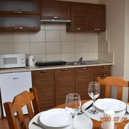 Appartement Przy Basenie Blisko Morza Brown Puck