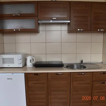 Apartment Przy Basenie Blisko Morza Brown Puck