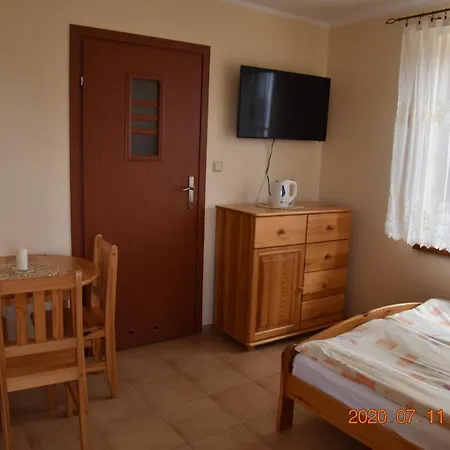 Przy Basenie Blisko Morza Brown Appartement *