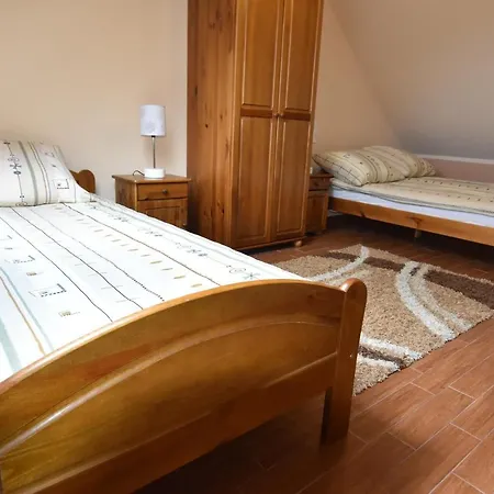 Przy Basenie Blisko Morza Brown Appartement *