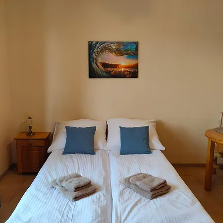 Przy Basenie Blisko Morza Brown Appartement *