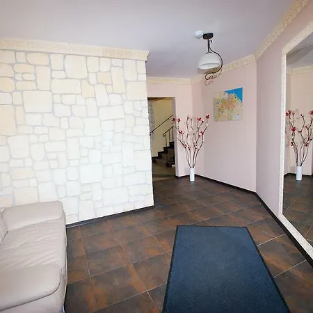 Apartment Przy Basenie Blisko Morza Brown *