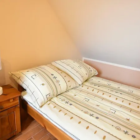 Przy Basenie Blisko Morza Brown Apartment *